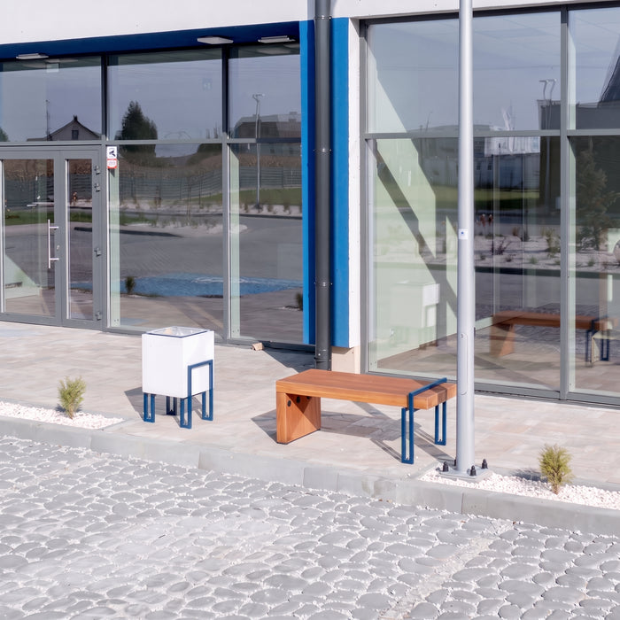 Gewerbefabrik Sitzbank Herrnhut Outdoor Bank Parkbank Holz Blau RAL 5005 Stadt
