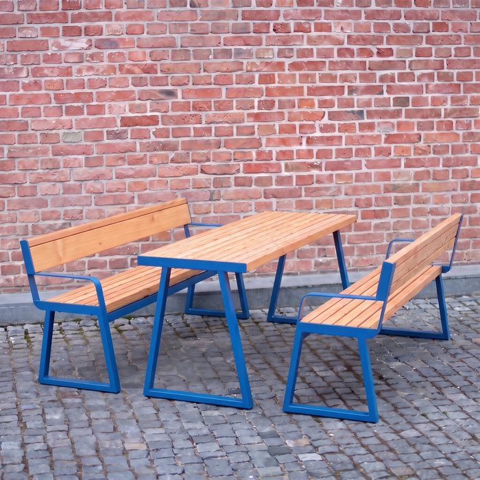 Gewerbefabrik Sitzgruppe Weilerbach Garten Sitz Gruppe Holz Sitzgarnitur Blau RAL 5005 Armlehne Szene