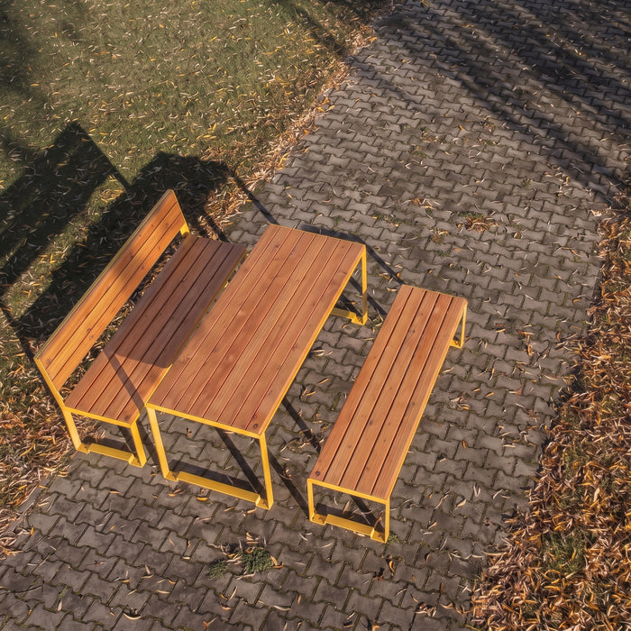 Gewerbefabrik Tisch Arnshausen Holz Outdoor Stadtmobiliar Gelb RAL 1028 Szene