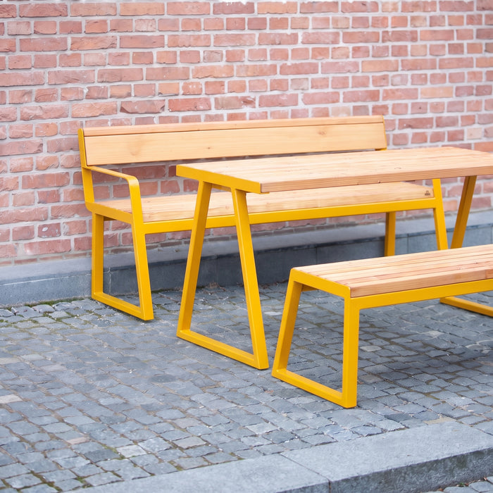 Gewerbefabrik Tisch Kirsbach Holz Outdoor Stadtmobiliar Gelb RAL 1028 Sitzgruppe