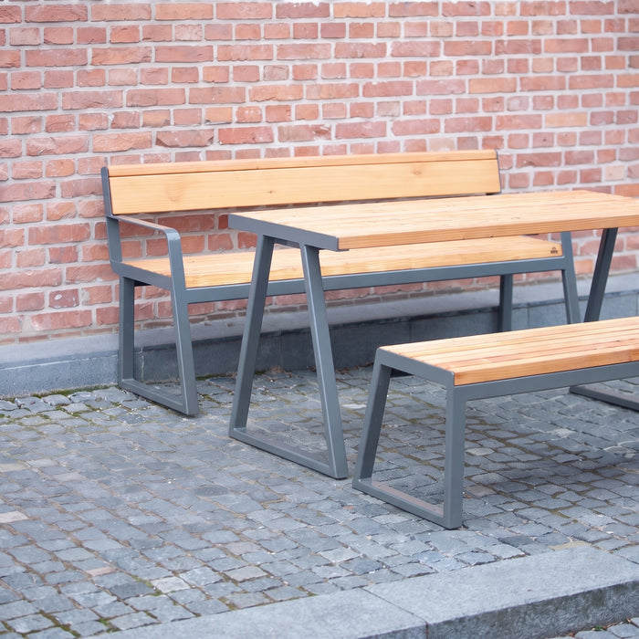 Gewerbefabrik Tisch Kirsbach Holz Outdoor Stadtmobiliar Grau RAL 7011 Sitzgruppe
