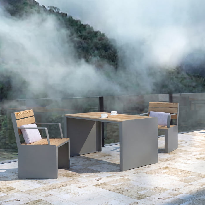 Gewerbefabrik Tisch Otting Holz Outdoor Stadtmobiliar Grau RAL 7011 Szene