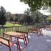 Gewerbefabrik Tisch Rottorf Holz Outdoor Stadtmobiliar Rot RAL 3001 Sitzgruppe